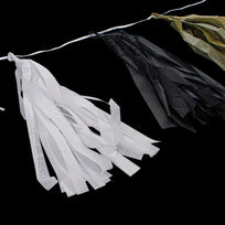 Art.10738 Guía Con 10 Borlas Papel Metálico 2.40m 1pz