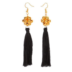 Aretes Dorados De Borla Negra