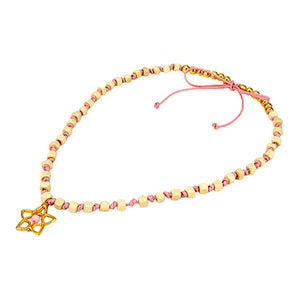Collar De Cordón Rosa Con Cuentas De Madera Y Dije Estrella