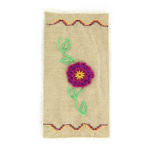 Carpeta Con Grecas Y Flor
