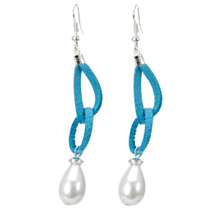 Aretes Imitación Piel Azul Con Gota De Perla