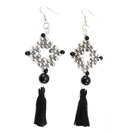 Aretes Chaquira Plata Negro