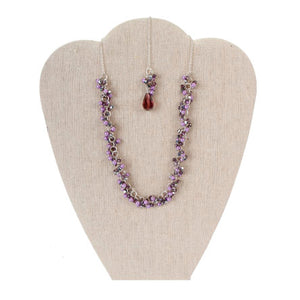 Collar De Cadena Tipo Corbatin Y Engarces De Perlas